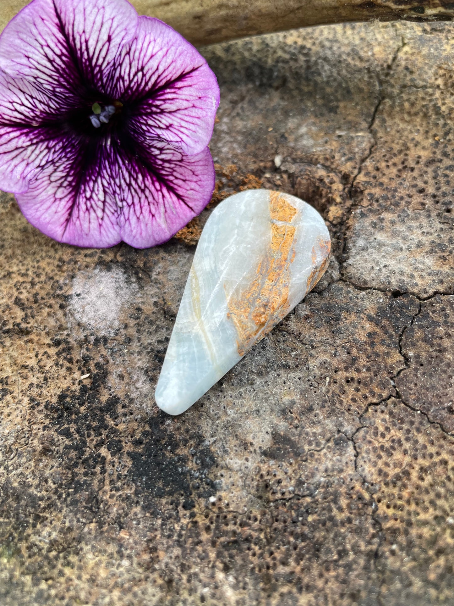 47.5 ct Blue Lace Onyx