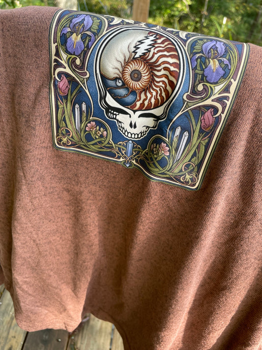 Art Nouveau Inspired Stealie Long Sleeve Top