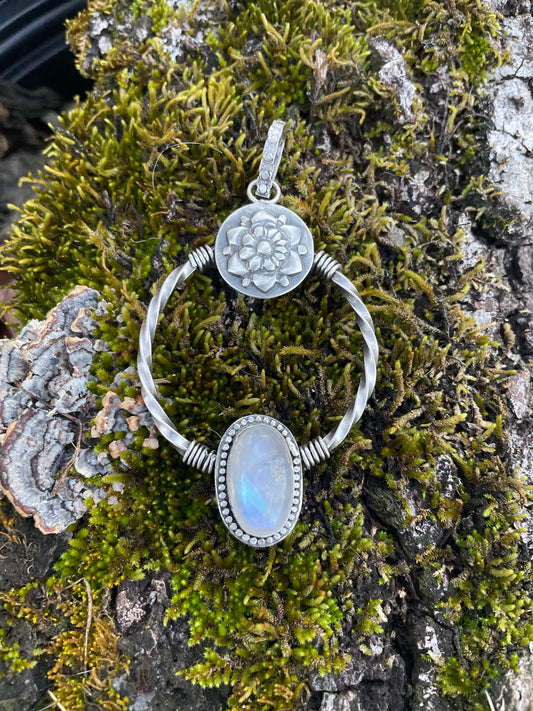 Moonstone and Sterling Gemstone Pendant