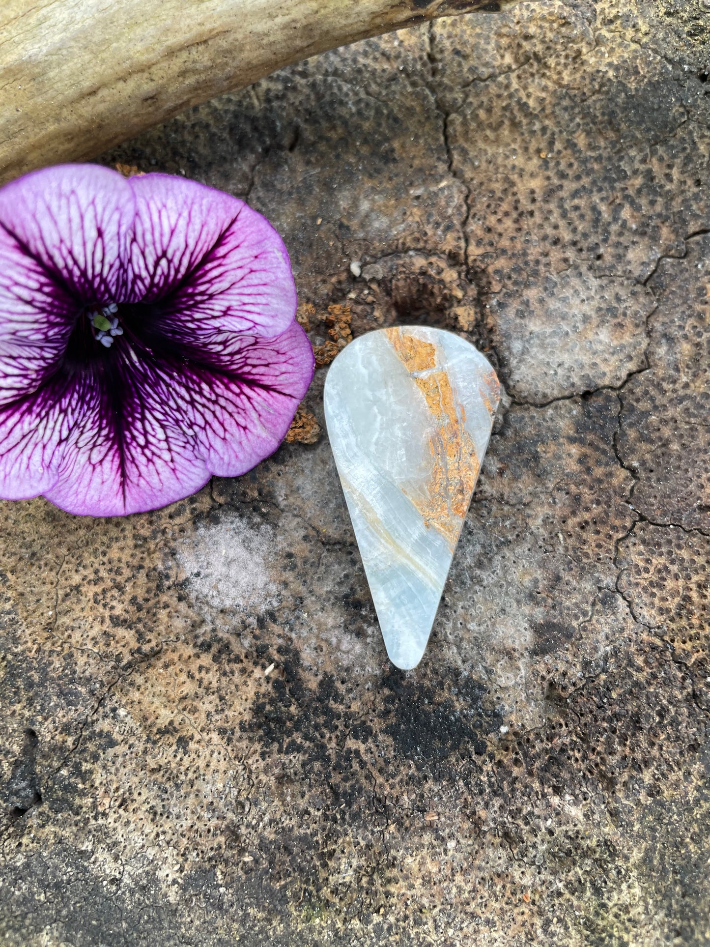 47.5 ct Blue Lace Onyx