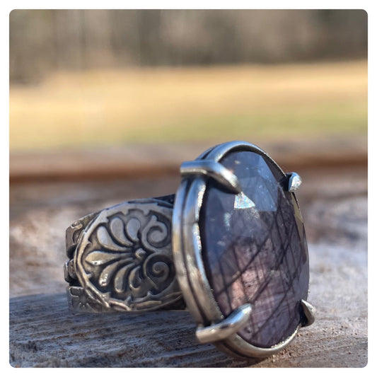 Purple Silky Sapphire Ring